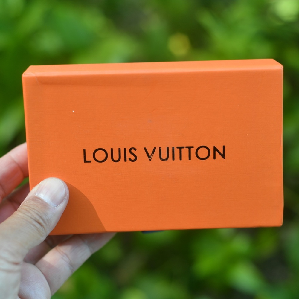 Vuitton  Wild  Charm Bangle  Red